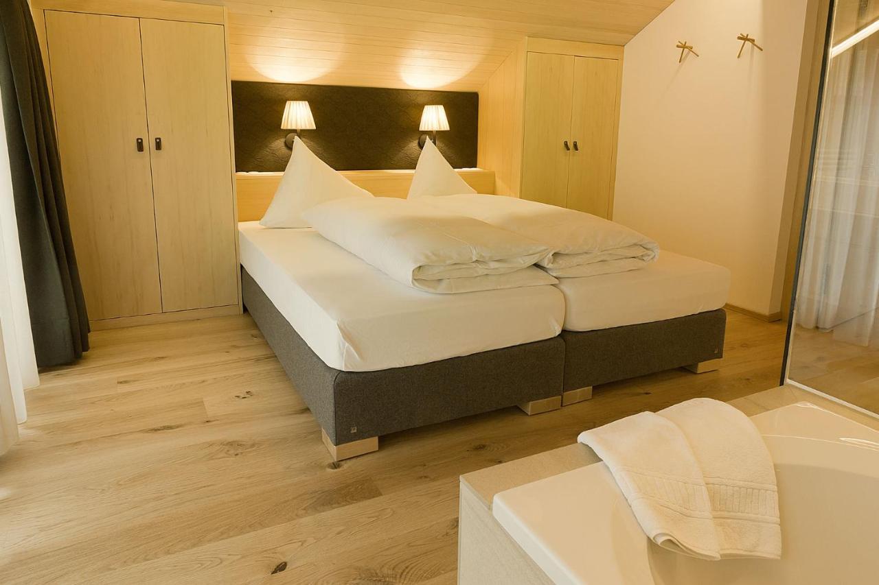 Arlberg Lodges ชตูเบิน อัม อาลแบร์ก ภายนอก รูปภาพ